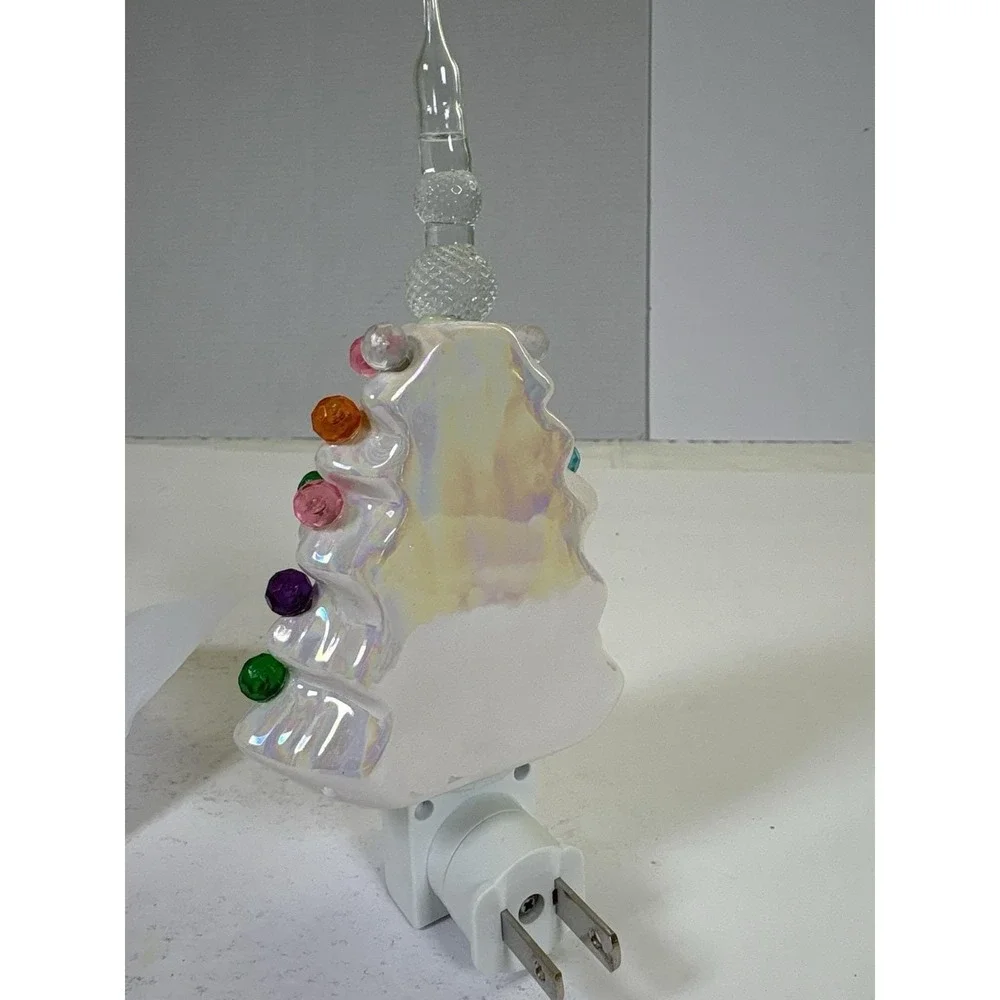 Ceramic Christmas Tree Night Light With Plastic Bulbs